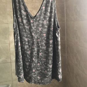 Old Navy green floral tank